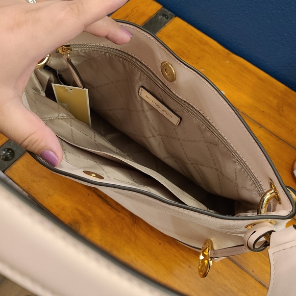 Michael Kors Suede Nicole - Picture 8 of 10